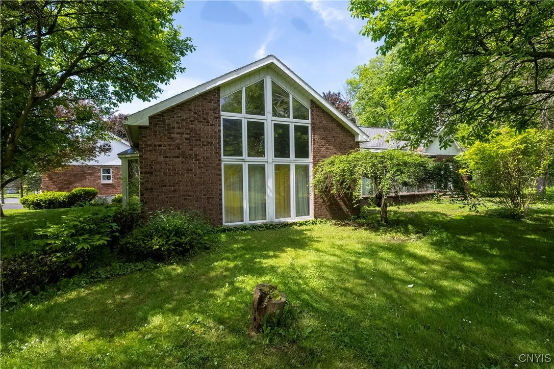 582 County Route 25, Minetto, New York 13126, Minetto, New York 13126, 5 Bedrooms Bedrooms, 16 Rooms Rooms,4 BathroomsBathrooms,Residential,For Sale,582 County Route 25, Minetto, New York 13126,0,S1610327