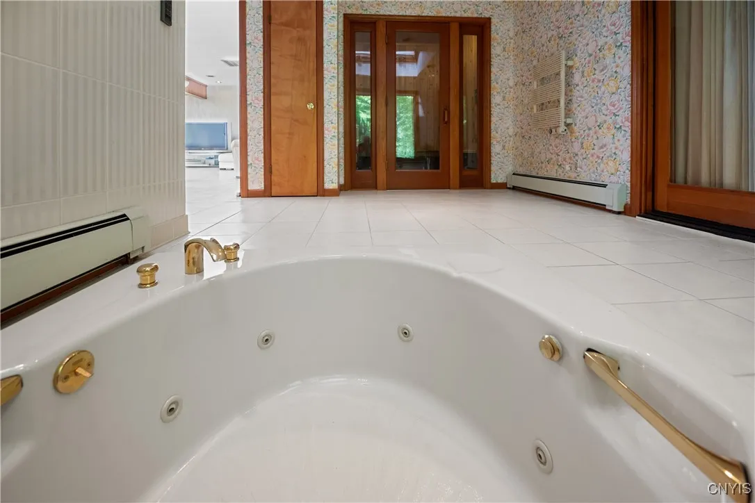 582 County Route 25, Minetto, New York 13126, Minetto, New York 13126, 5 Bedrooms Bedrooms, 16 Rooms Rooms,4 BathroomsBathrooms,Residential,For Sale,582 County Route 25, Minetto, New York 13126,0,S1610327