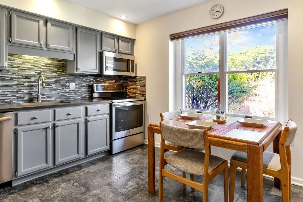 68 Branchwood Lane, Brighton, New York 14618, Brighton, New York 14618, 3 Bedrooms Bedrooms, 6 Rooms Rooms,2 BathroomsBathrooms,Residential,Closed,68 Branchwood Lane, Brighton, New York 14618,R1612142