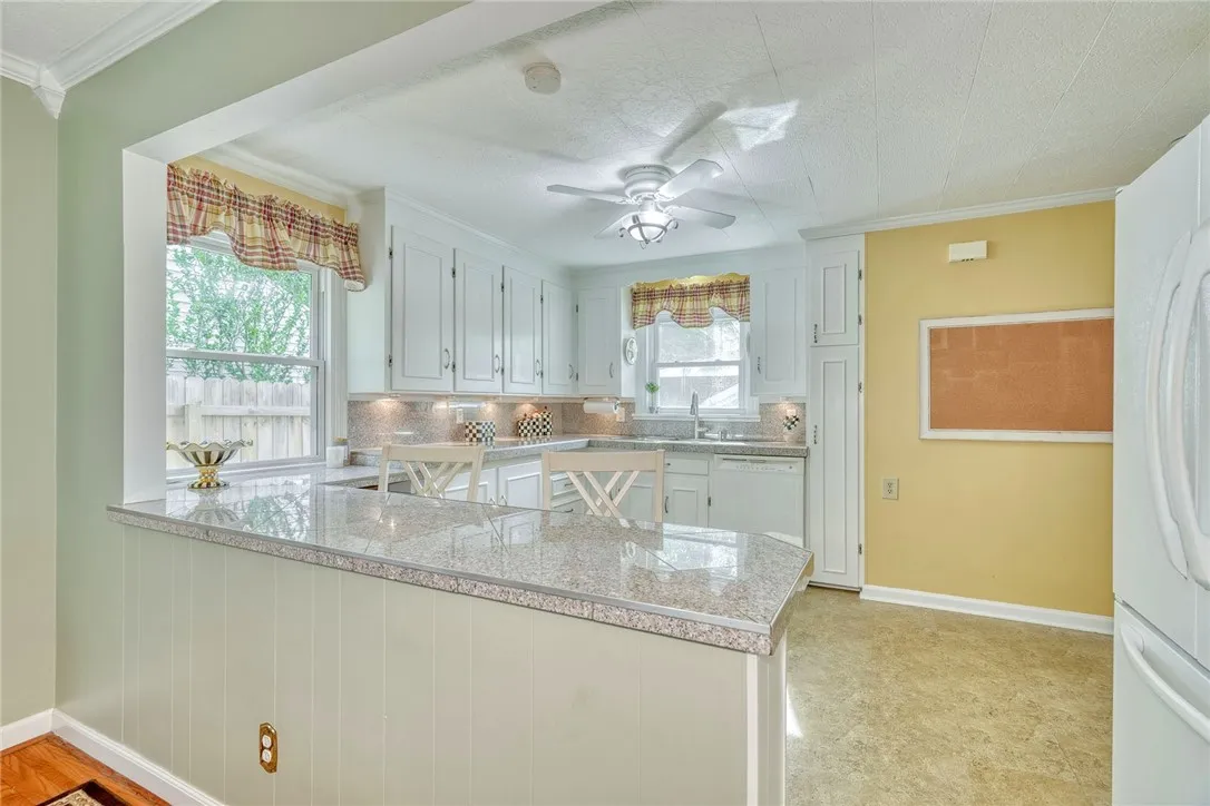 910 Roosevelt Road, East Rochester, New York 14445, East Rochester, New York 14445, 3 Bedrooms Bedrooms, 7 Rooms Rooms,1 BathroomBathrooms,Residential,Closed,910 Roosevelt Road, East Rochester, New York 14445,R1612237