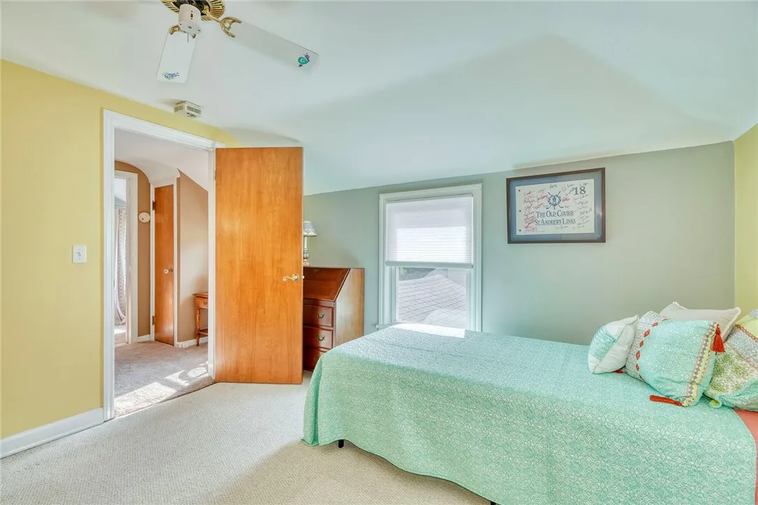 910 Roosevelt Road, East Rochester, New York 14445, East Rochester, New York 14445, 3 Bedrooms Bedrooms, 7 Rooms Rooms,1 BathroomBathrooms,Residential,Closed,910 Roosevelt Road, East Rochester, New York 14445,R1612237