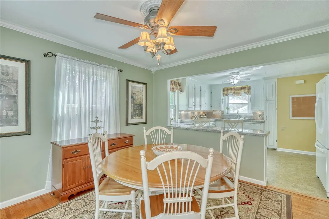 910 Roosevelt Road, East Rochester, New York 14445, East Rochester, New York 14445, 3 Bedrooms Bedrooms, 7 Rooms Rooms,1 BathroomBathrooms,Residential,Closed,910 Roosevelt Road, East Rochester, New York 14445,R1612237