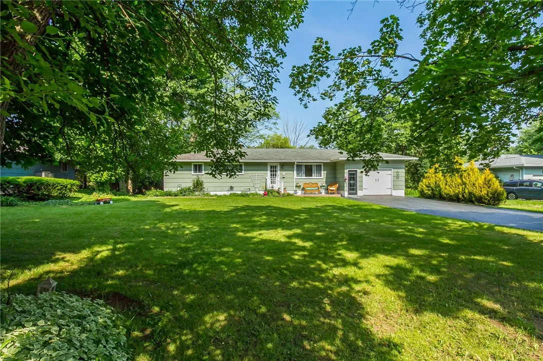 115 Bradford Road, Henrietta, New York 14534, Henrietta, New York 14534, 3 Bedrooms Bedrooms, 9 Rooms Rooms,1 BathroomBathrooms,Residential,Closed,115 Bradford Road, Henrietta, New York 14534,R1612477