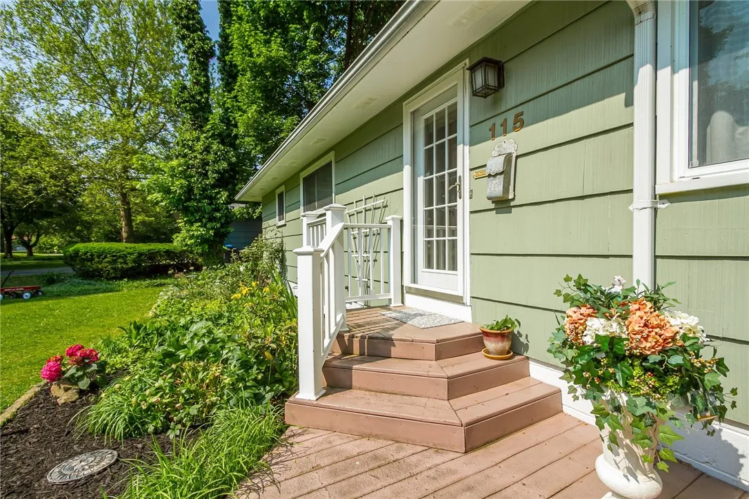 115 Bradford Road, Henrietta, New York 14534, Henrietta, New York 14534, 3 Bedrooms Bedrooms, 9 Rooms Rooms,1 BathroomBathrooms,Residential,Closed,115 Bradford Road, Henrietta, New York 14534,R1612477