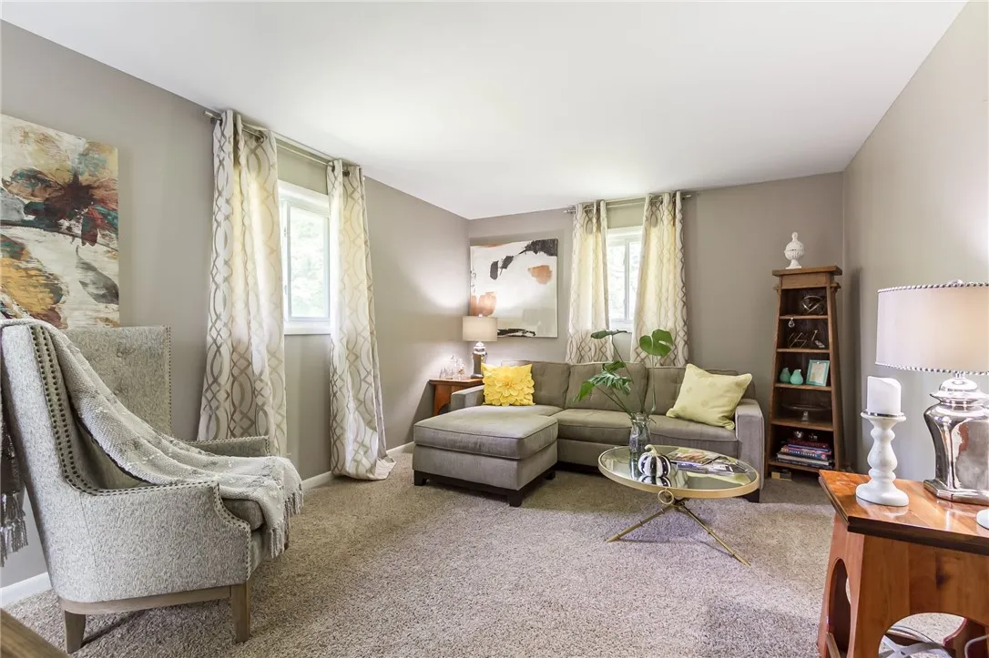 115 Bradford Road, Henrietta, New York 14534, Henrietta, New York 14534, 3 Bedrooms Bedrooms, 9 Rooms Rooms,1 BathroomBathrooms,Residential,Closed,115 Bradford Road, Henrietta, New York 14534,R1612477