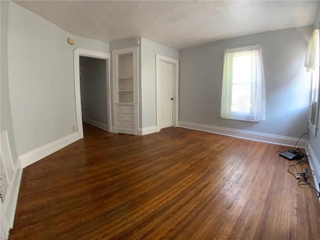 134 Benton Street, Rochester, New York 14620, Rochester, New York 14620, 5 Bedrooms Bedrooms, ,3 BathroomsBathrooms,Residential,Closed,134 Benton Street, Rochester, New York 14620,R1612241