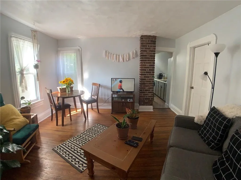 134 Benton Street, Rochester, New York 14620, Rochester, New York 14620, 5 Bedrooms Bedrooms, ,3 BathroomsBathrooms,Residential,Closed,134 Benton Street, Rochester, New York 14620,R1612241