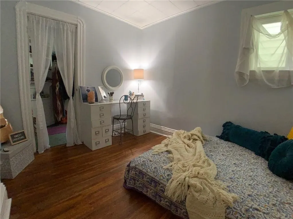 134 Benton Street, Rochester, New York 14620, Rochester, New York 14620, 5 Bedrooms Bedrooms, ,3 BathroomsBathrooms,Residential,Closed,134 Benton Street, Rochester, New York 14620,R1612241
