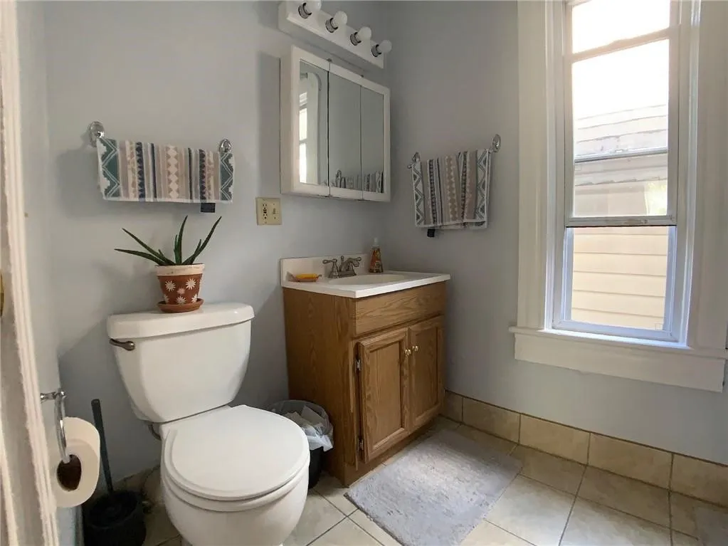 134 Benton Street, Rochester, New York 14620, Rochester, New York 14620, 5 Bedrooms Bedrooms, ,3 BathroomsBathrooms,Residential,Closed,134 Benton Street, Rochester, New York 14620,R1612241
