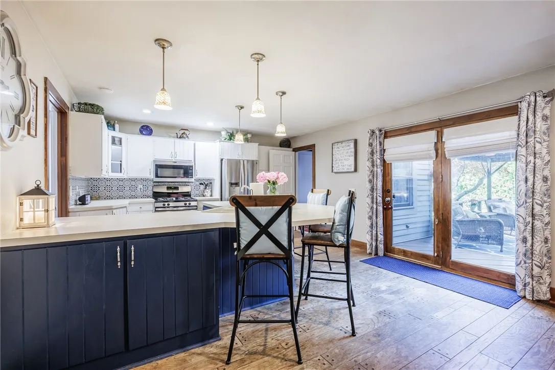 75 Pinebrook Drive, Greece, New York 14616, Greece, New York 14616, 3 Bedrooms Bedrooms, 8 Rooms Rooms,2 BathroomsBathrooms,Residential,Closed,75 Pinebrook Drive, Greece, New York 14616,R1611267