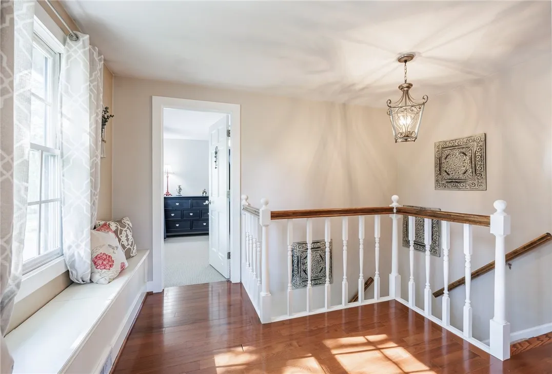 75 Pinebrook Drive, Greece, New York 14616, Greece, New York 14616, 3 Bedrooms Bedrooms, 8 Rooms Rooms,2 BathroomsBathrooms,Residential,Closed,75 Pinebrook Drive, Greece, New York 14616,R1611267