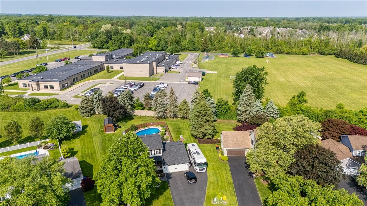 75 Pinebrook Drive, Greece, New York 14616, Greece, New York 14616, 3 Bedrooms Bedrooms, 8 Rooms Rooms,2 BathroomsBathrooms,Residential,Closed,75 Pinebrook Drive, Greece, New York 14616,R1611267