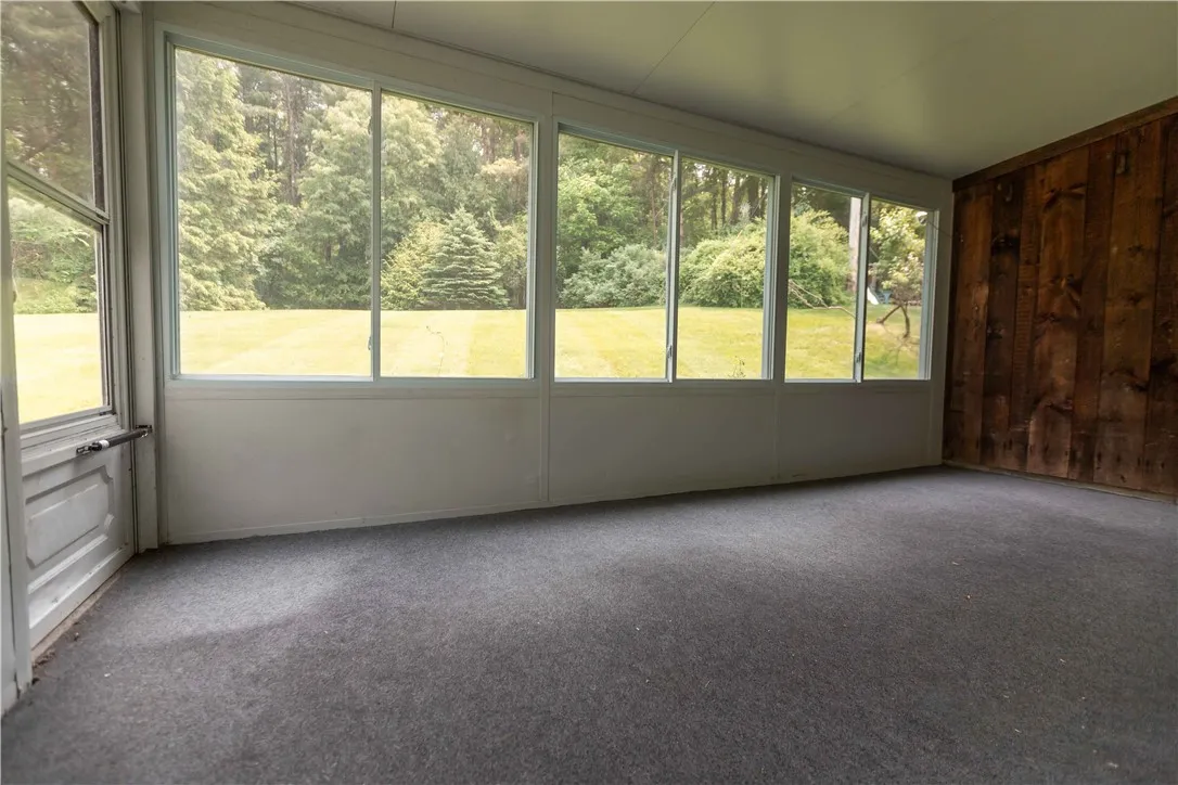 3 Seasons Room