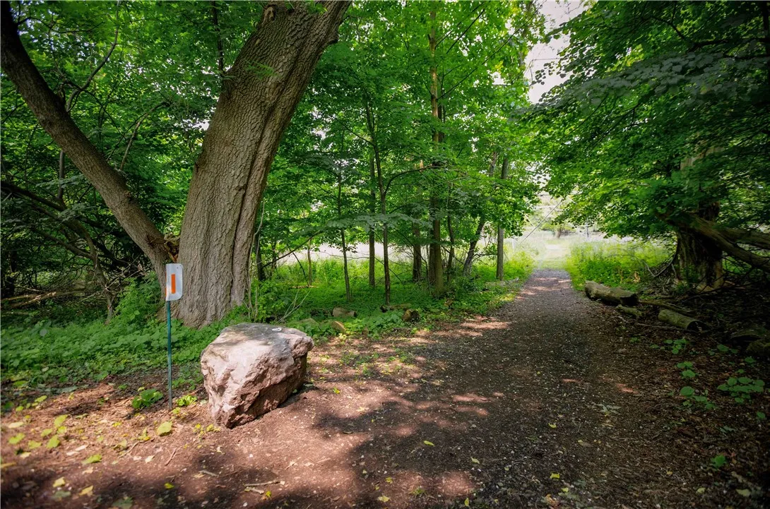 79 Old Post Road, Perinton, New York 14450, Perinton, New York 14450, 3 Bedrooms Bedrooms, 7 Rooms Rooms,1 BathroomBathrooms,Residential,Closed,79 Old Post Road, Perinton, New York 14450,R1612279