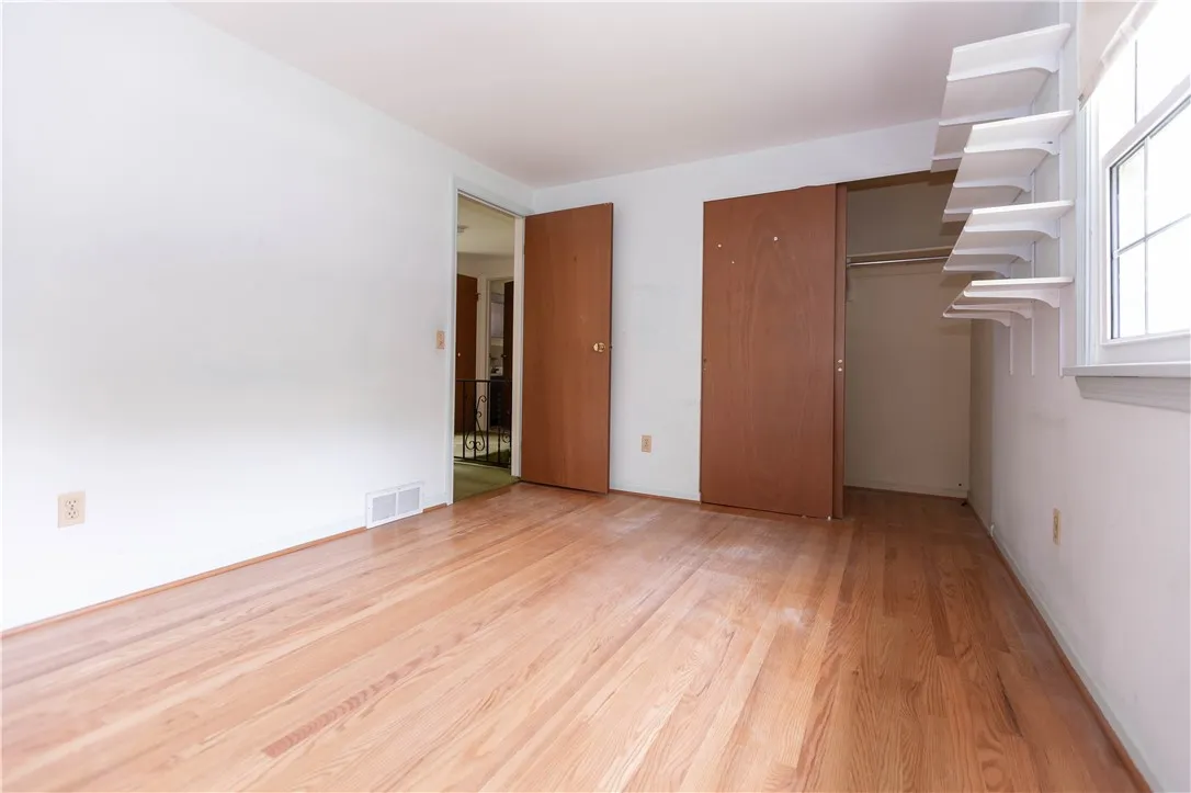 79 Old Post Road, Perinton, New York 14450, Perinton, New York 14450, 3 Bedrooms Bedrooms, 7 Rooms Rooms,1 BathroomBathrooms,Residential,Closed,79 Old Post Road, Perinton, New York 14450,R1612279