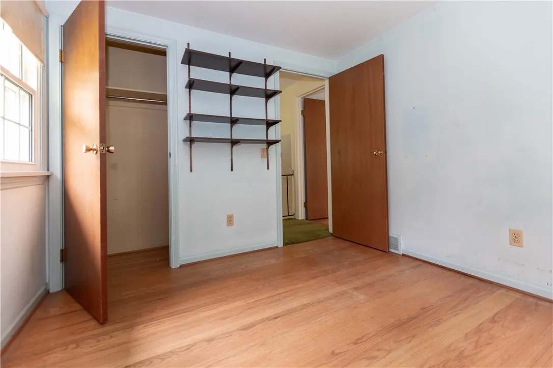 79 Old Post Road, Perinton, New York 14450, Perinton, New York 14450, 3 Bedrooms Bedrooms, 7 Rooms Rooms,1 BathroomBathrooms,Residential,Closed,79 Old Post Road, Perinton, New York 14450,R1612279