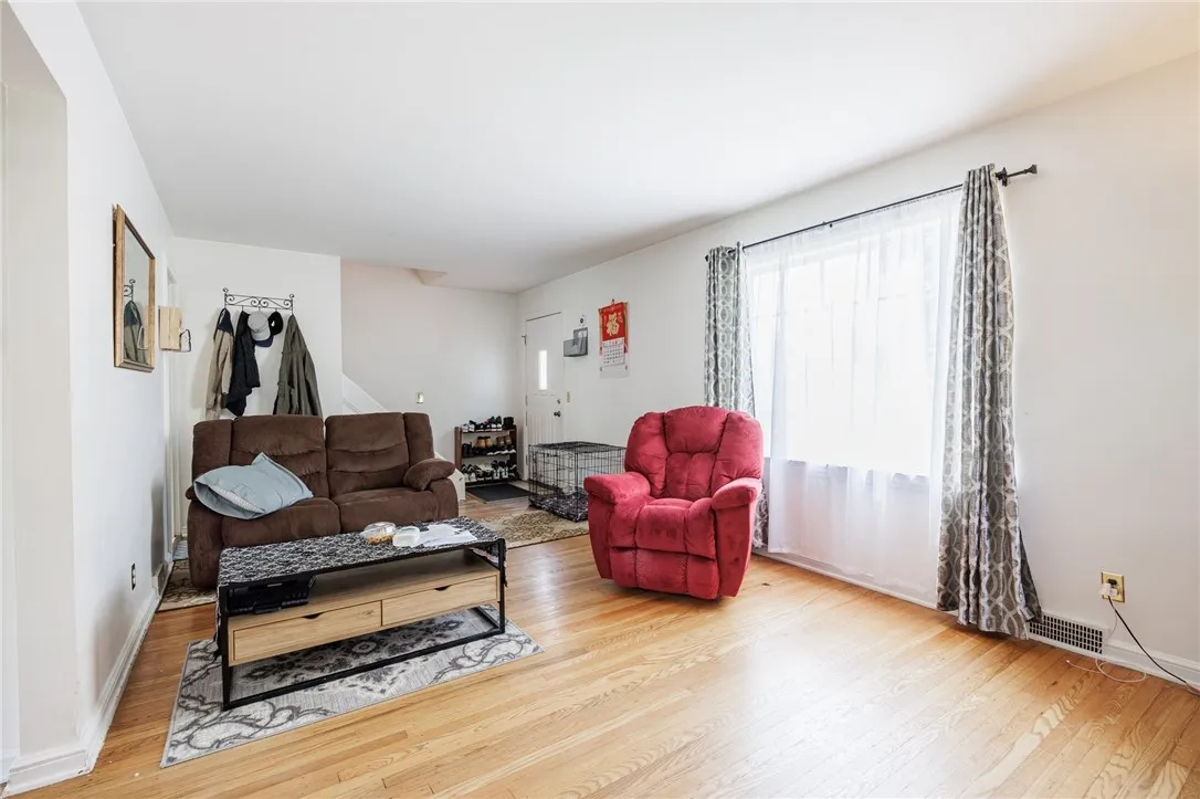 12 Queensboro Road, Irondequoit, New York 14609, Irondequoit, New York 14609, 2 Bedrooms Bedrooms, 6 Rooms Rooms,1 BathroomBathrooms,Residential,Closed,12 Queensboro Road, Irondequoit, New York 14609,R1611656