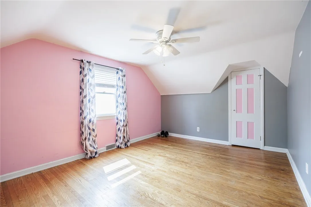 12 Queensboro Road, Irondequoit, New York 14609, Irondequoit, New York 14609, 2 Bedrooms Bedrooms, 6 Rooms Rooms,1 BathroomBathrooms,Residential,Closed,12 Queensboro Road, Irondequoit, New York 14609,R1611656