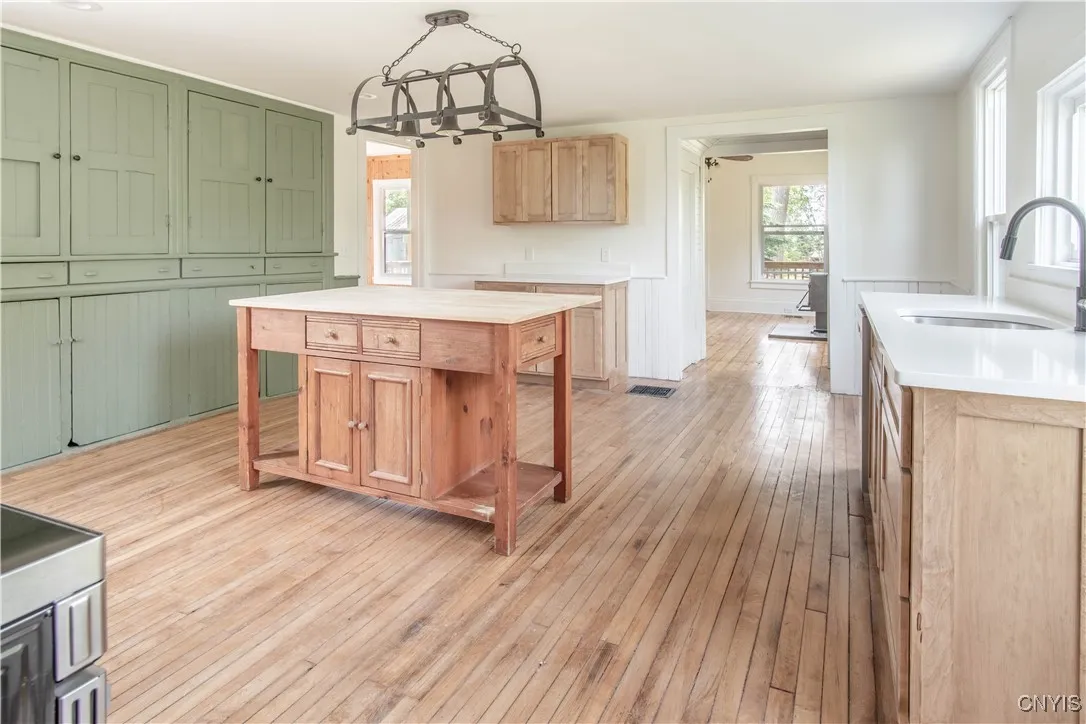 30228 Ashland Road, Lyme, New York 13693, Lyme, New York 13693, 4 Bedrooms Bedrooms, 10 Rooms Rooms,2 BathroomsBathrooms,Residential,Closed,30228 Ashland Road, Lyme, New York 13693,0,S1612385