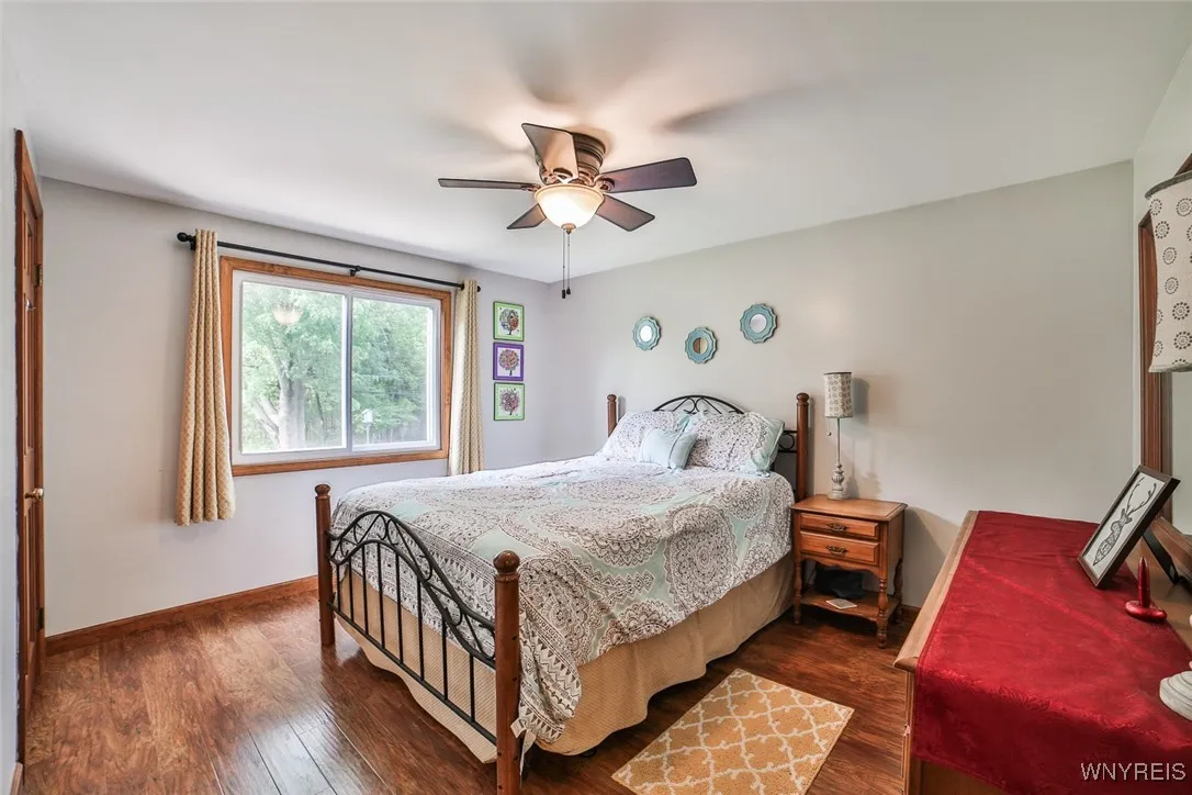 2nd Bedroom