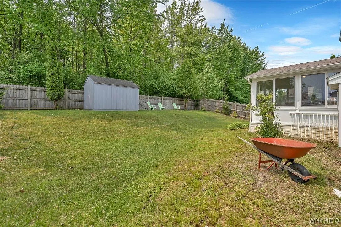 2202 Fox Chase Road, Hamburg, New York 14085, Hamburg, New York 14085, 3 Bedrooms Bedrooms, 9 Rooms Rooms,2 BathroomsBathrooms,Residential,For Sale,2202 Fox Chase Road, Hamburg, New York 14085,B1611688