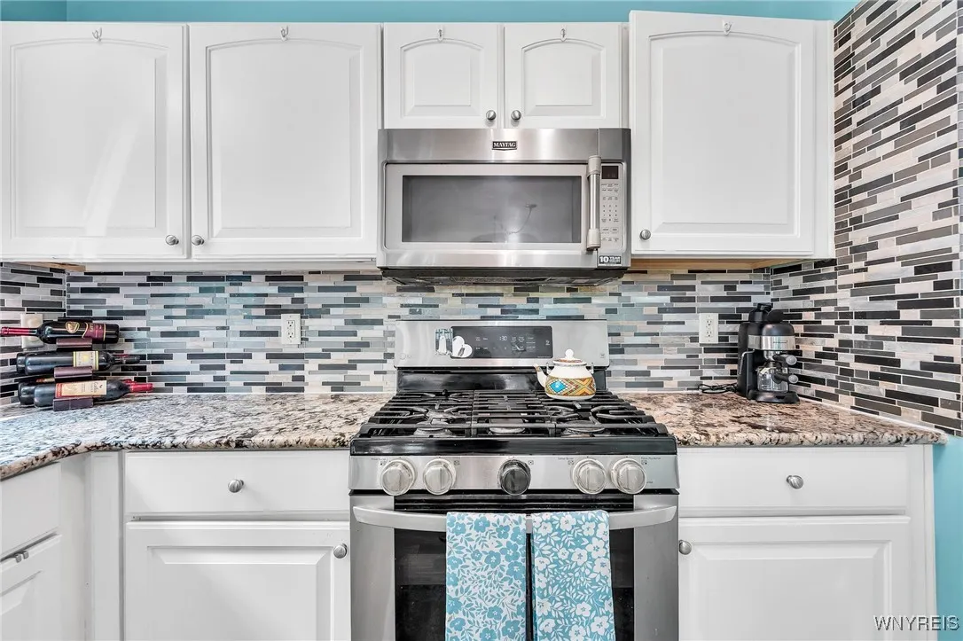 Complementary tile backsplash.