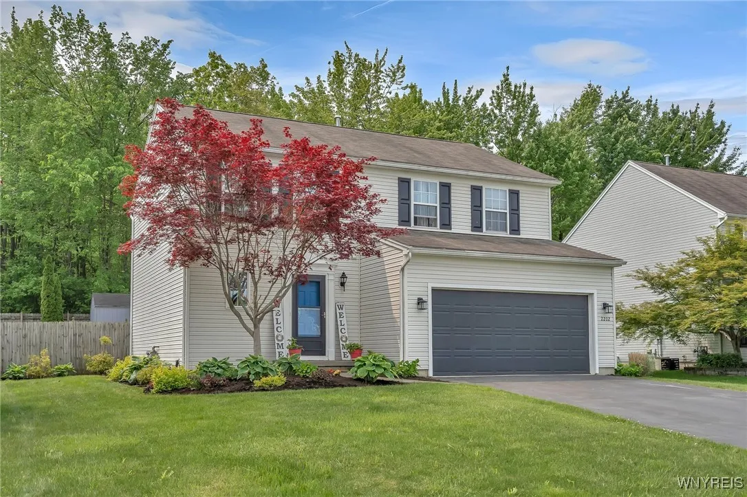 2202 Fox Chase Road, Hamburg, New York 14085, Hamburg, New York 14085, 3 Bedrooms Bedrooms, 9 Rooms Rooms,2 BathroomsBathrooms,Residential,For Sale,2202 Fox Chase Road, Hamburg, New York 14085,B1611688