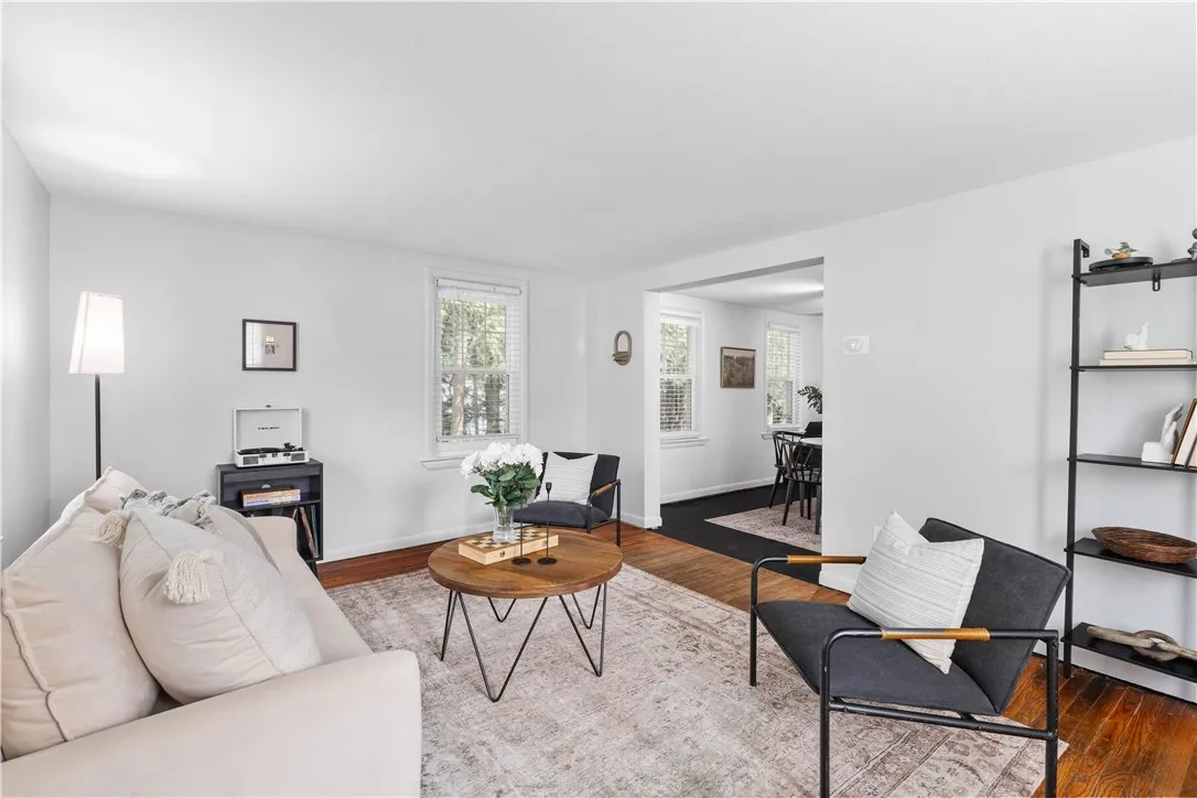 92 Strohm Street, Rochester, New York 14612, Rochester, New York 14612, 2 Bedrooms Bedrooms, 7 Rooms Rooms,1 BathroomBathrooms,Residential,Closed,92 Strohm Street, Rochester, New York 14612,R1611131