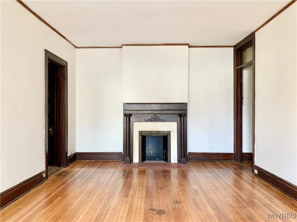 242 Bryant Street 4b, Buffalo, New York 14222, Buffalo, New York 14222, 2 Bedrooms Bedrooms, 5 Rooms Rooms,1 BathroomBathrooms,Residential Lease,Closed,242 Bryant Street 4b, Buffalo, New York 14222,B1612370