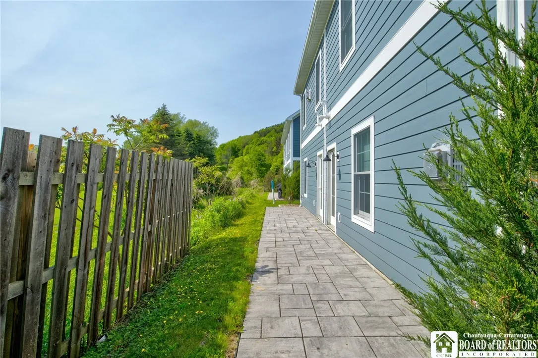 20 Glen Burn, Ellicottville, New York 14731, Ellicottville, New York 14731, 3 Bedrooms Bedrooms, 7 Rooms Rooms,2 BathroomsBathrooms,Residential,For Sale,20 Glen Burn, Ellicottville, New York 14731,0,R1612284