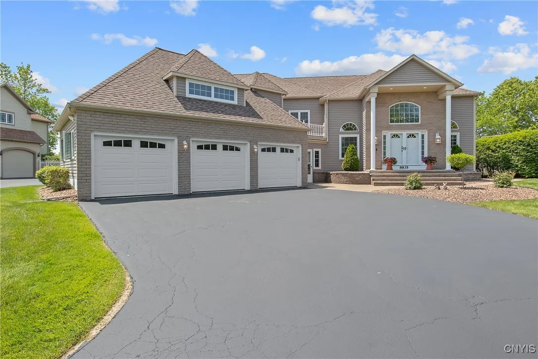 8835 Wedgefield Lane, Cicero, New York 13039, Cicero, New York 13039, 5 Bedrooms Bedrooms, 8 Rooms Rooms,4 BathroomsBathrooms,Residential,Closed,8835 Wedgefield Lane, Cicero, New York 13039,0,S1612548