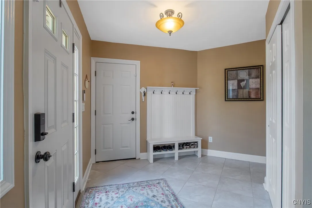 8835 Wedgefield Lane, Cicero, New York 13039, Cicero, New York 13039, 5 Bedrooms Bedrooms, 8 Rooms Rooms,4 BathroomsBathrooms,Residential,Closed,8835 Wedgefield Lane, Cicero, New York 13039,0,S1612548