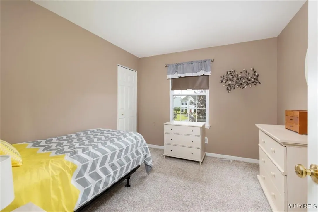 5 Cherokee Drive, Orchard Park, New York 14224, Orchard Park, New York 14224, 4 Bedrooms Bedrooms, 8 Rooms Rooms,2 BathroomsBathrooms,Residential,Closed,5 Cherokee Drive, Orchard Park, New York 14224,B1612587