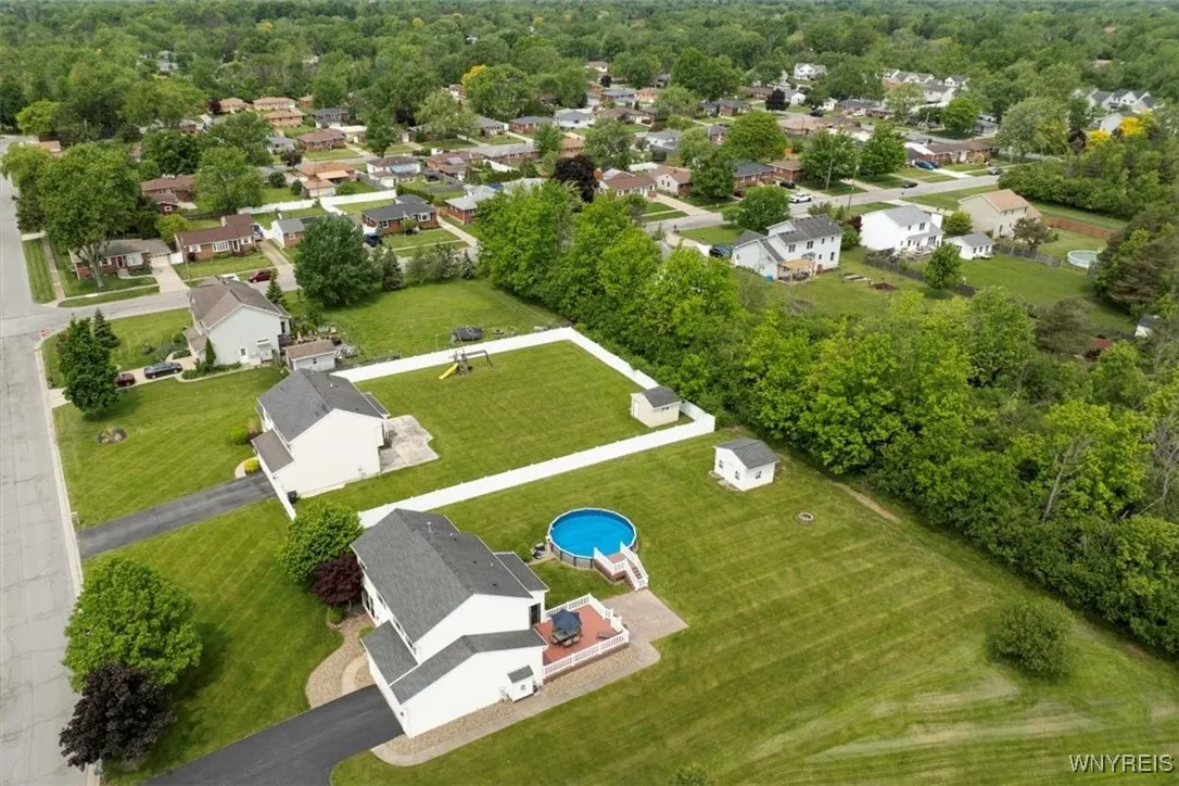 5 Cherokee Drive, Orchard Park, New York 14224, Orchard Park, New York 14224, 4 Bedrooms Bedrooms, 8 Rooms Rooms,2 BathroomsBathrooms,Residential,Closed,5 Cherokee Drive, Orchard Park, New York 14224,B1612587