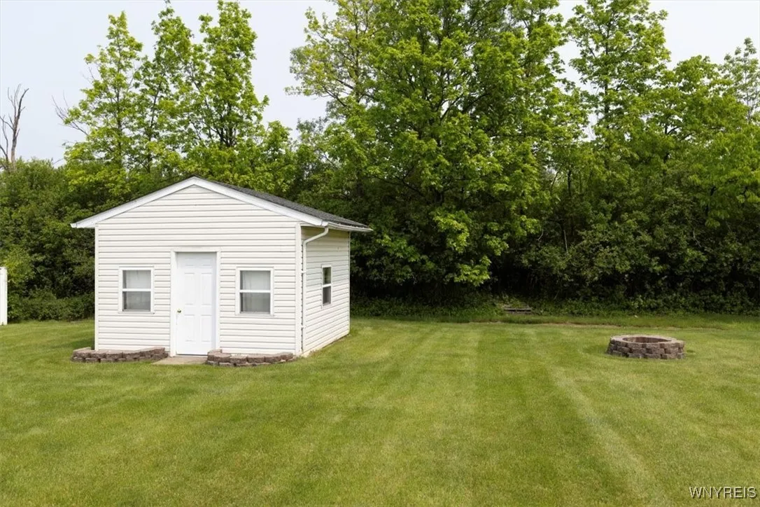 5 Cherokee Drive, Orchard Park, New York 14224, Orchard Park, New York 14224, 4 Bedrooms Bedrooms, 8 Rooms Rooms,2 BathroomsBathrooms,Residential,Closed,5 Cherokee Drive, Orchard Park, New York 14224,B1612587