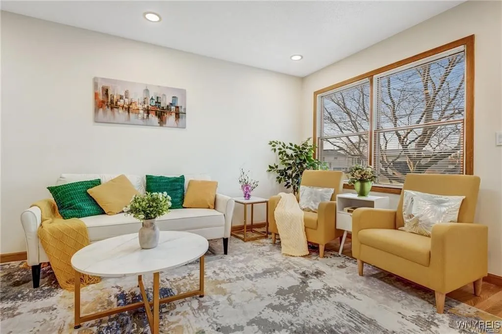 4965 Roseview Avenue, Hamburg, New York 14219, Hamburg, New York 14219, 3 Bedrooms Bedrooms, 8 Rooms Rooms,2 BathroomsBathrooms,Residential,Closed,4965 Roseview Avenue, Hamburg, New York 14219,B1612619