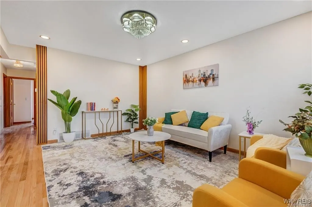 4965 Roseview Avenue, Hamburg, New York 14219, Hamburg, New York 14219, 3 Bedrooms Bedrooms, 8 Rooms Rooms,2 BathroomsBathrooms,Residential,Closed,4965 Roseview Avenue, Hamburg, New York 14219,B1612619