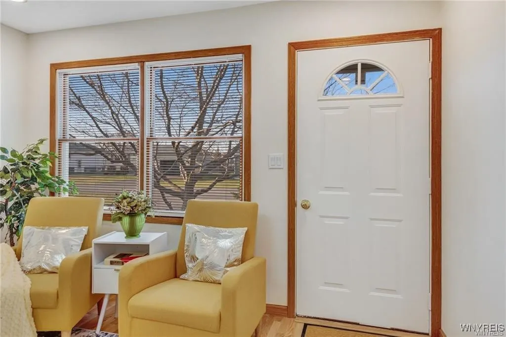 4965 Roseview Avenue, Hamburg, New York 14219, Hamburg, New York 14219, 3 Bedrooms Bedrooms, 8 Rooms Rooms,2 BathroomsBathrooms,Residential,Closed,4965 Roseview Avenue, Hamburg, New York 14219,B1612619