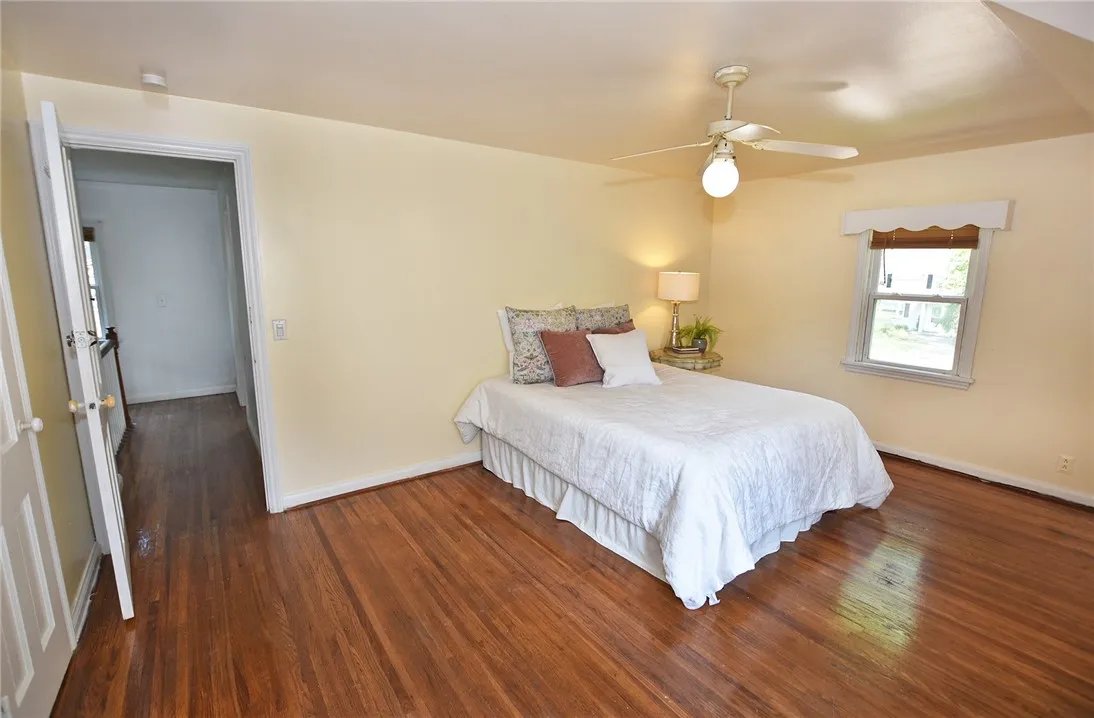 283 Cobb Terrace, Brighton, New York 14620, Brighton, New York 14620, 3 Bedrooms Bedrooms, 6 Rooms Rooms,1 BathroomBathrooms,Residential,Closed,283 Cobb Terrace, Brighton, New York 14620,R1612536