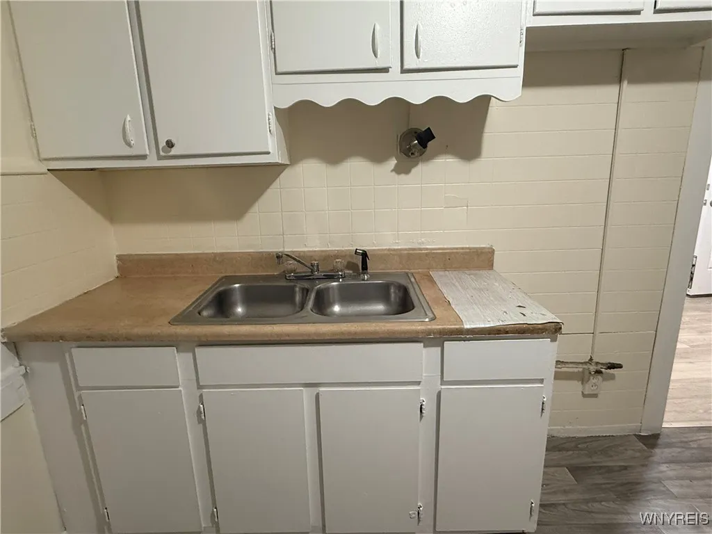 24 Martha Avenue, Buffalo, New York 14215, Buffalo, New York 14215, 2 Bedrooms Bedrooms, 5 Rooms Rooms,1 BathroomBathrooms,Residential Lease,Closed,24 Martha Avenue, Buffalo, New York 14215,B1609152