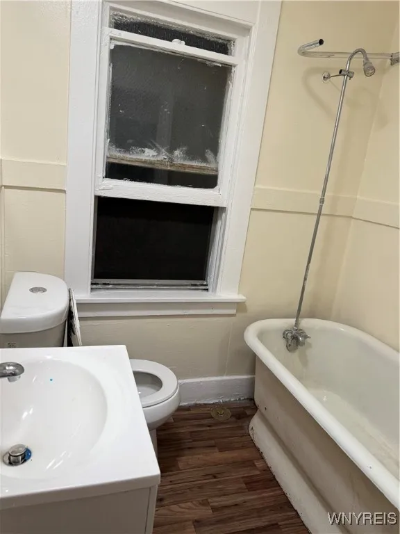 24 Martha Avenue, Buffalo, New York 14215, Buffalo, New York 14215, 2 Bedrooms Bedrooms, 5 Rooms Rooms,1 BathroomBathrooms,Residential Lease,Closed,24 Martha Avenue, Buffalo, New York 14215,B1609152