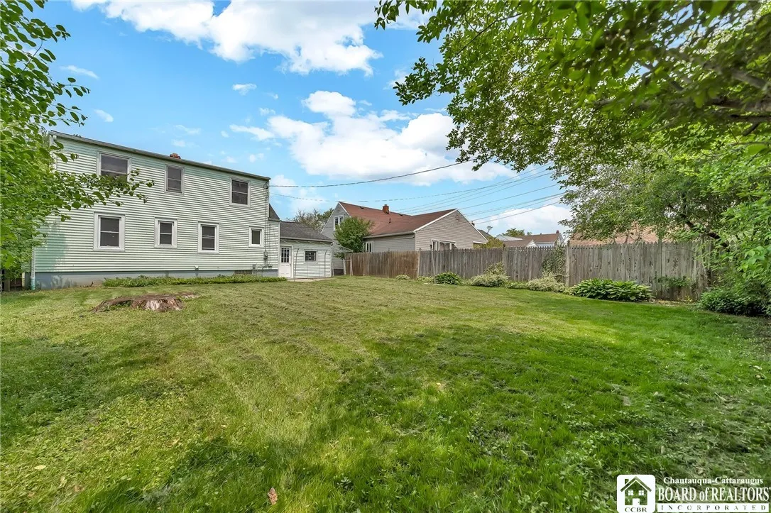 175 Cleveland Drive, Tonawanda-town, New York 1422, Tonawanda, New York 14223, 4 Bedrooms Bedrooms, 6 Rooms Rooms,1 BathroomBathrooms,Residential,Closed,175 Cleveland Drive, Tonawanda-town, New York 1422,0,R1612355