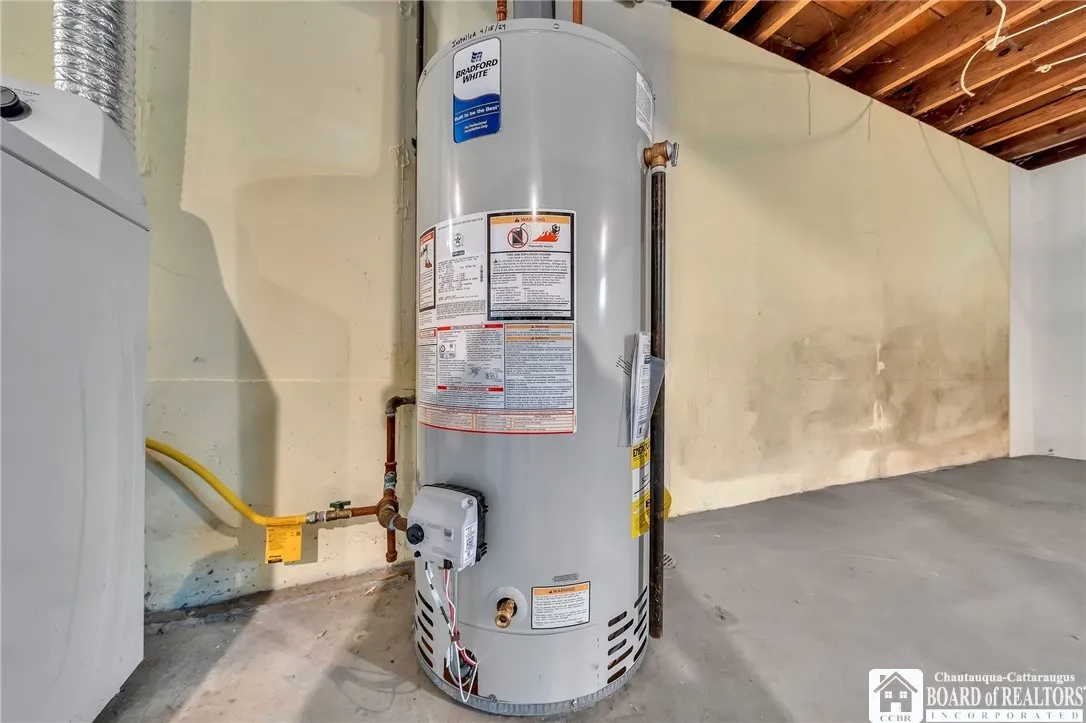 Hot Water Tank 4/2024