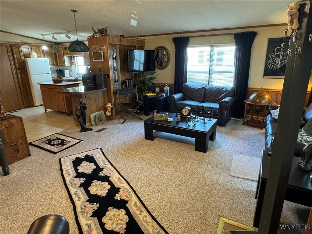 38 Foster Ridge Drive, Hamburg, New York 14075, Hamburg, New York 14075, 3 Bedrooms Bedrooms, 7 Rooms Rooms,1 BathroomBathrooms,Residential,Closed,38 Foster Ridge Drive, Hamburg, New York 14075,B1612659