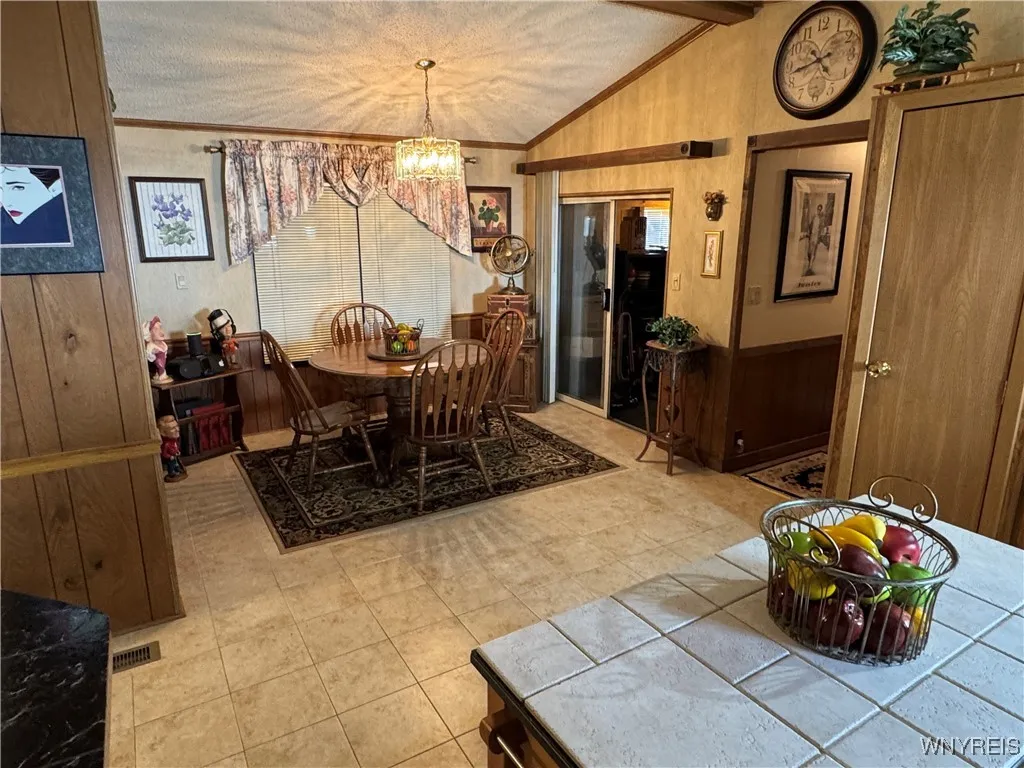 38 Foster Ridge Drive, Hamburg, New York 14075, Hamburg, New York 14075, 3 Bedrooms Bedrooms, 7 Rooms Rooms,1 BathroomBathrooms,Residential,Closed,38 Foster Ridge Drive, Hamburg, New York 14075,B1612659