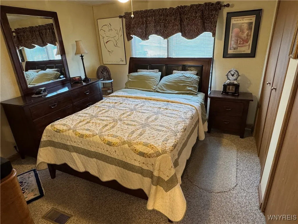 38 Foster Ridge Drive, Hamburg, New York 14075, Hamburg, New York 14075, 3 Bedrooms Bedrooms, 7 Rooms Rooms,1 BathroomBathrooms,Residential,Closed,38 Foster Ridge Drive, Hamburg, New York 14075,B1612659