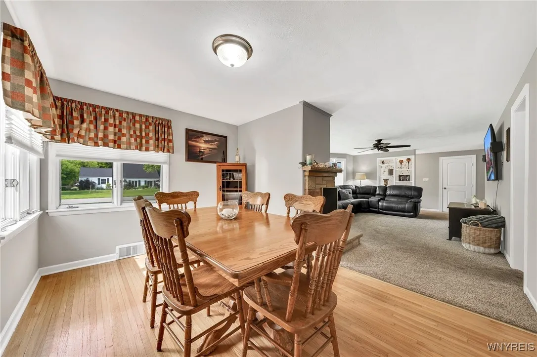 8445 Ericson Drive, Clarence, New York 14221, Clarence, New York 14221, 3 Bedrooms Bedrooms, 7 Rooms Rooms,2 BathroomsBathrooms,Residential,Closed,8445 Ericson Drive, Clarence, New York 14221,B1612603