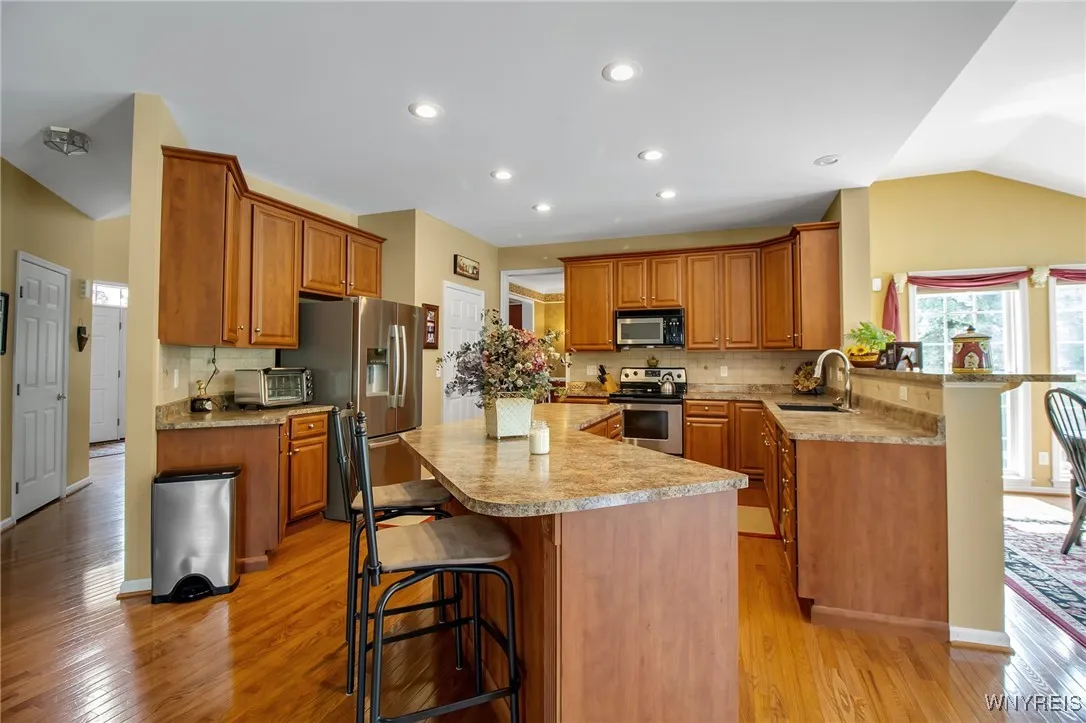 9100 Beech Meadow Court, Clarence, New York 14032, Clarence, New York 14032, 4 Bedrooms Bedrooms, 8 Rooms Rooms,2 BathroomsBathrooms,Residential,Closed,9100 Beech Meadow Court, Clarence, New York 14032,B1612353