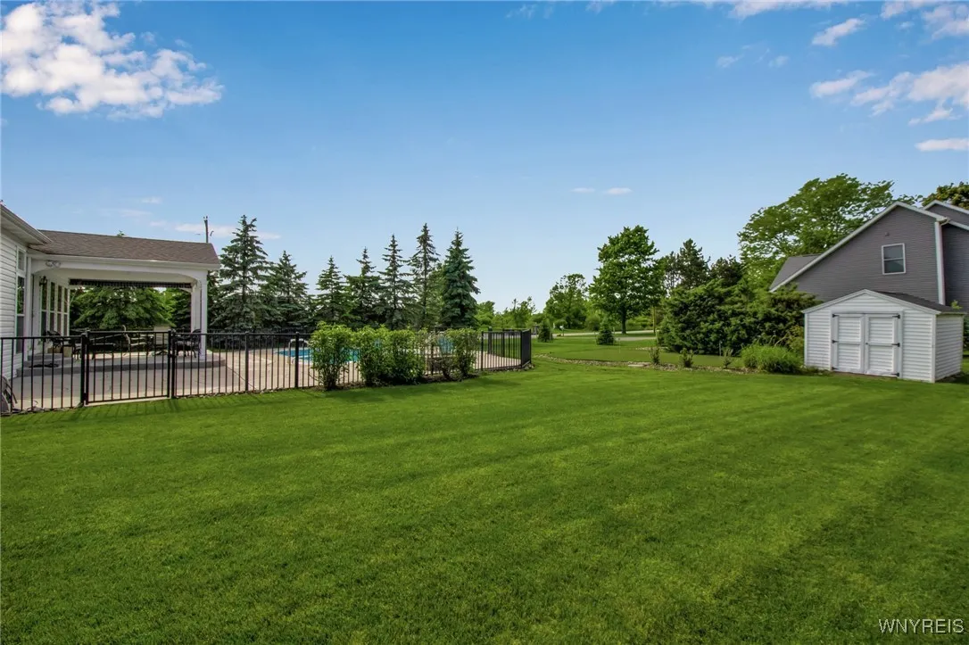 9100 Beech Meadow Court, Clarence, New York 14032, Clarence, New York 14032, 4 Bedrooms Bedrooms, 8 Rooms Rooms,2 BathroomsBathrooms,Residential,Closed,9100 Beech Meadow Court, Clarence, New York 14032,B1612353