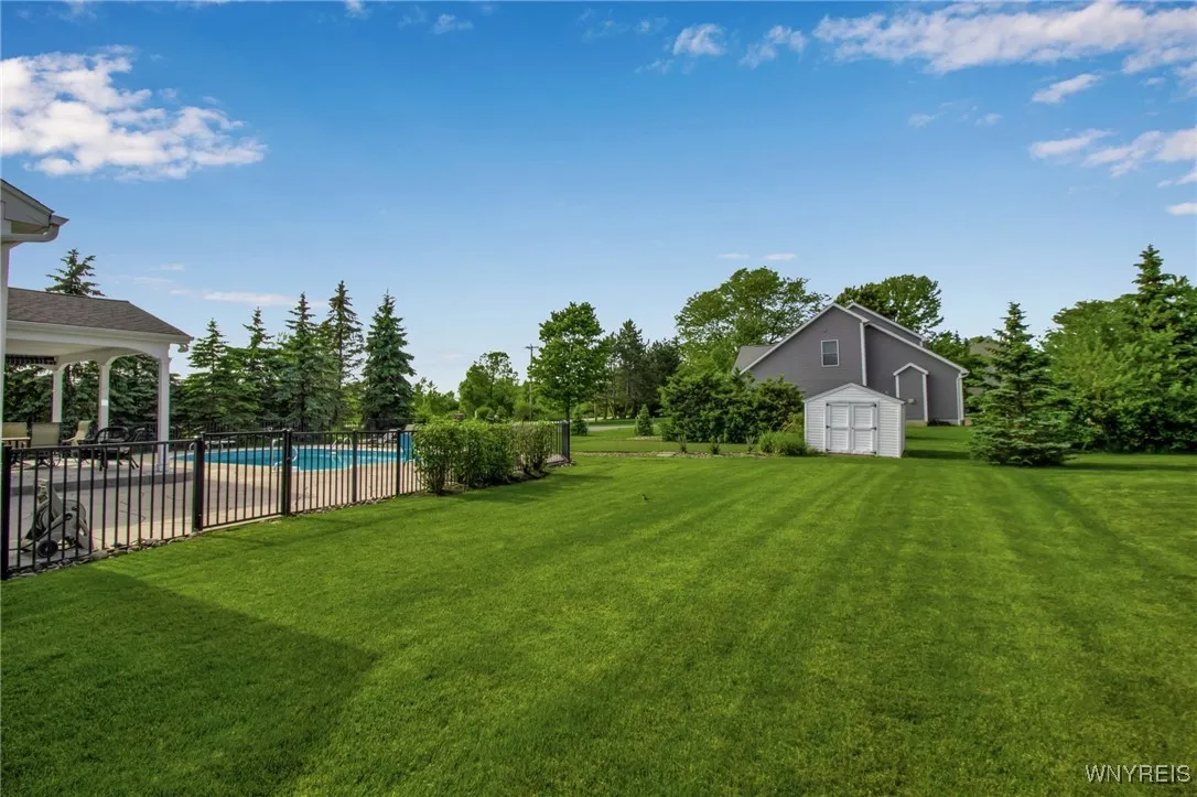 9100 Beech Meadow Court, Clarence, New York 14032, Clarence, New York 14032, 4 Bedrooms Bedrooms, 8 Rooms Rooms,2 BathroomsBathrooms,Residential,Closed,9100 Beech Meadow Court, Clarence, New York 14032,B1612353